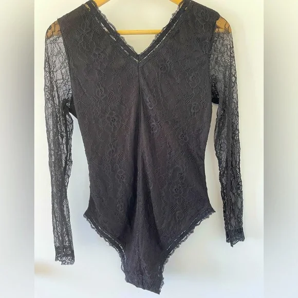 Black stretch lace bodysuit. - Picture 3 of 3